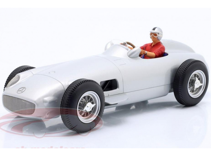 MERCEDES-BENZ W196 с фигуркой водителя (1955), серебристый