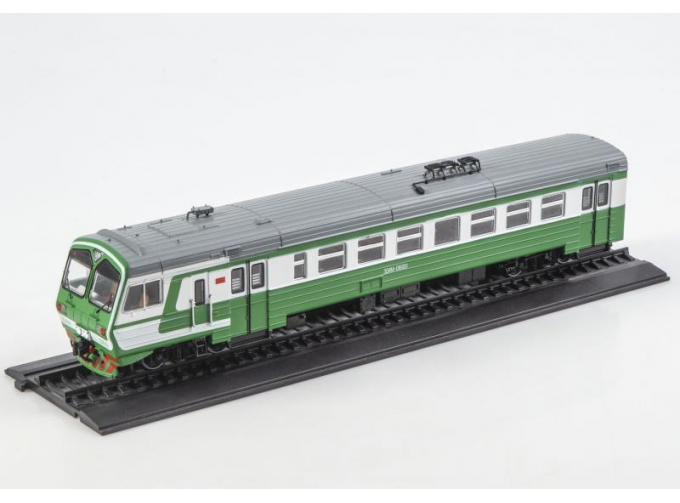 ЭД4М (головной вагон), Наши поезда 23