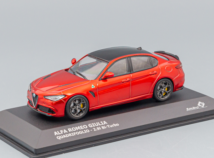 ALFA ROMEO Giulia Quadrifoglio, red metallic