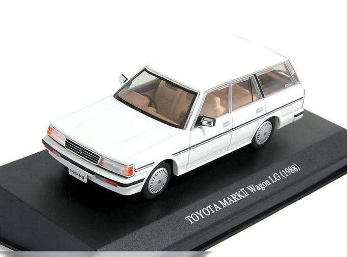 TOYOTA Mark II Wagon LG (1988), white