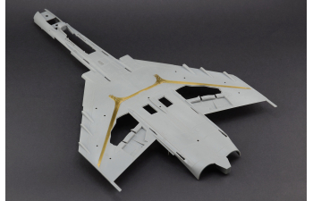 F-4E / F-4G Phantom II внешняя накладка усиления крыла.