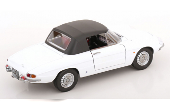 ALFA ROMEO Duetto Spider 1600 Coda Tonda (1966), White Black