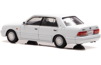 TOYOTA Crown Royal Saloon G (JZS175) (1999) ,crystal white pearl shine 