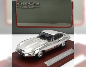 JAGUAR E-type Coupe (1961), Chrome