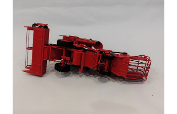 Сборная модель Зерноуборочный комбайн СК-4