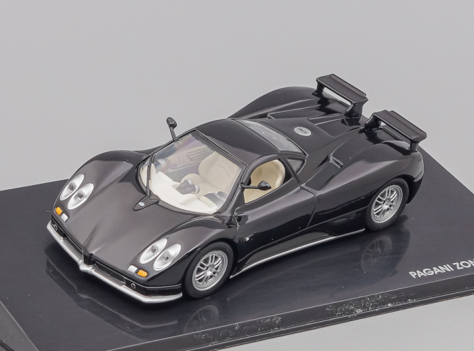 PAGANI Zonda C12S (2001), black