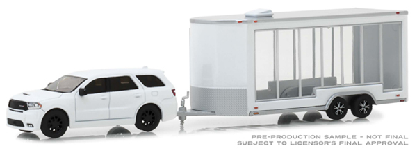 DODGE Durango с прицепом Glass Display 2018