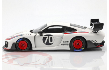 PORSCHE 935 Martini №70 911 (991 II) GT2 RS (2018), Martini design white / red / blue