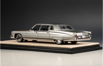 CADILLAC Fleetwood 75 Limousine (1973), Park Avenue Gray Poly