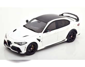 ALFA ROMEO Giulia GTAm (2020), white