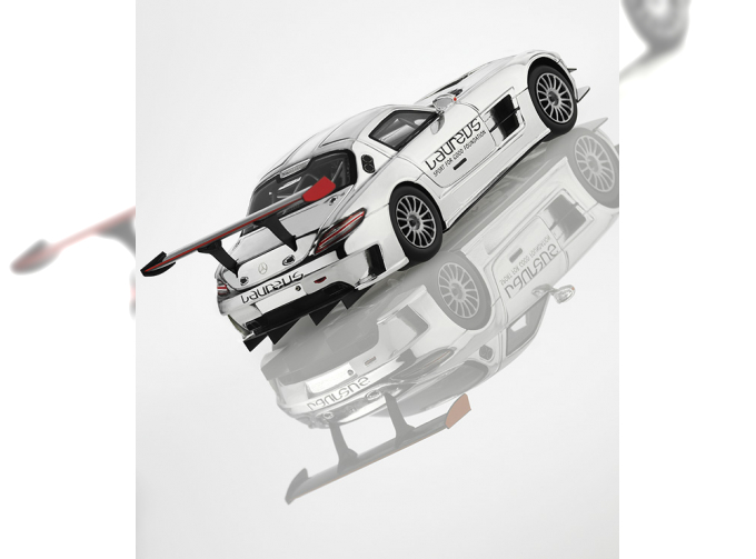 MERCEDES-BENZ SLS AMG GT3 Laureus C197 (2010), chome