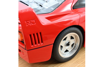 FERRARI F40 (1987), red