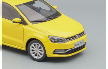 VOLKSWAGEN Polo 2017, yellow