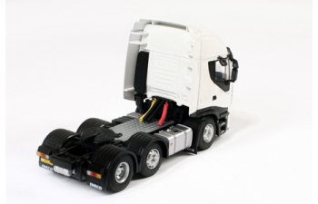 IVECO Stralis 6x2, White Line 1:50, белый