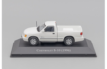 CHEVROLET S10 Pick-up (1996), white