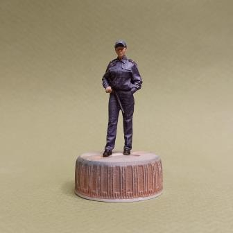 Фигура 0898 Люба ППС, окрашенная (цвет в ассортименте)