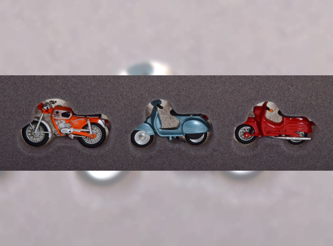 Set with 3 motorbikes Simson Schwalbe Vespa PX Zuendapp KS 50 WC