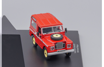 LAND ROVER 88 Station Wagon Serie III Red