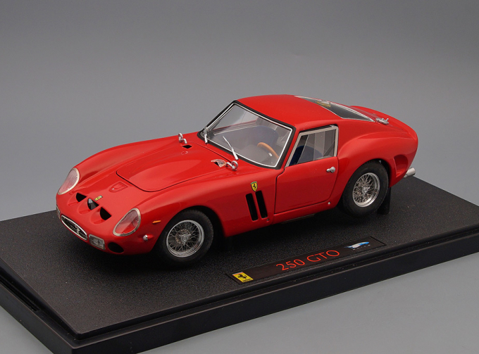 FERRARI 250 GTO, red