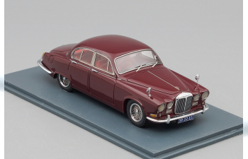 DAIMLER Sovereign 1967, dark red