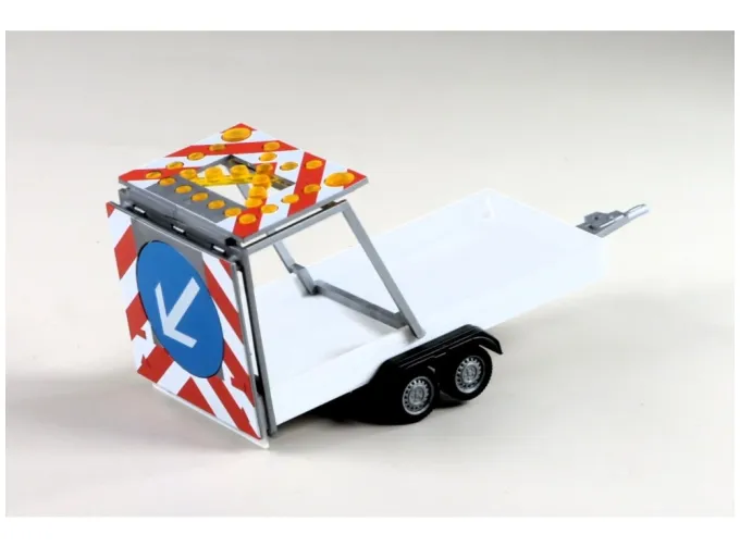 Прицеп с дорожными знаками, белый