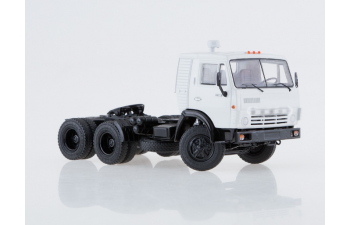 Камский грузовик 54112 седельный тягач, серый