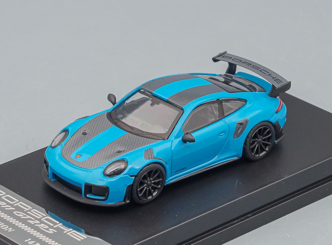 PORSCHE 911 GT2 RS, blue