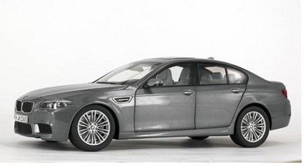 BMW M5 (F10M), Space grey