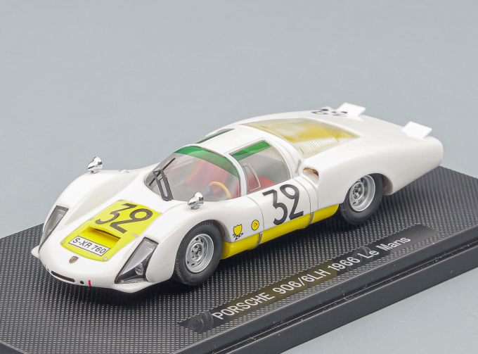 PORSCHE 906/6LH #32 Le Mans (1966), white