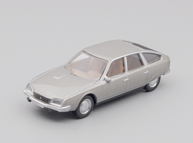 CITROEN Cx (1974), silver