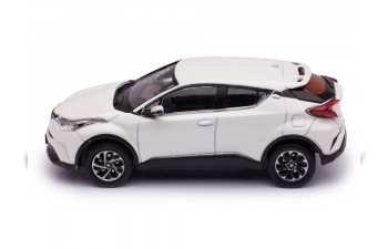 TOYOTA C-HR (Izoa) (2019), белый