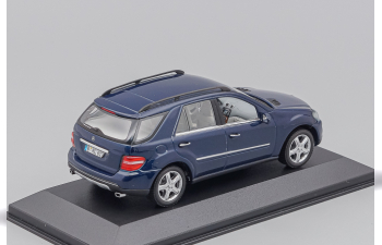MERCEDES-BENZ M-Class (2005), blue metallic