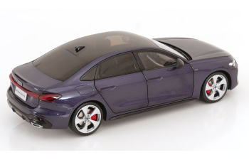 AUDI A5L (2025), purple metallic