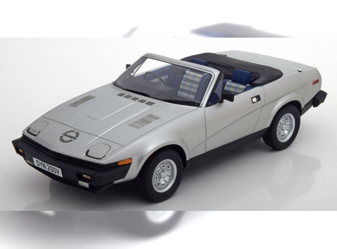 TRIUMPH TR7 DHC Roadster (1980), silver