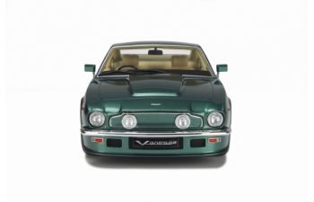 Aston Martin V8 Vantage green