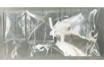 Сборная модель Datsun Sunny Truck Long Body Deluxe w/Girl's Figure