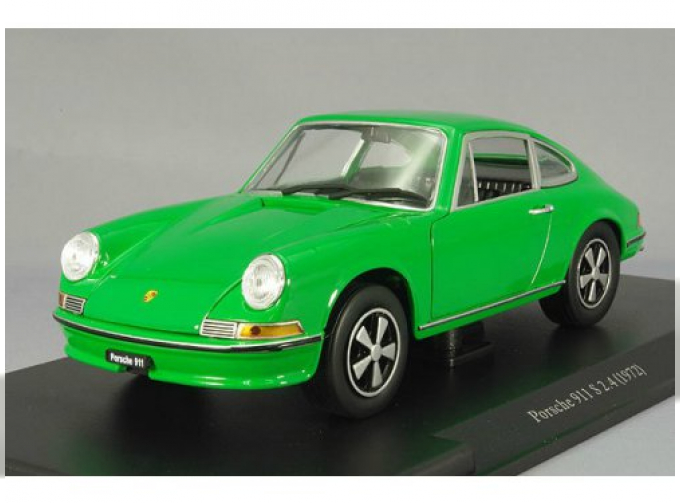 PORSCHE 911 S 2.4 (1972), green