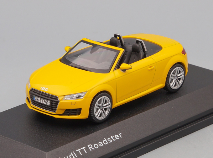 AUDI TT Roadster, yellow