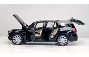 MERCEDES-BENZ GL500 (2012), black