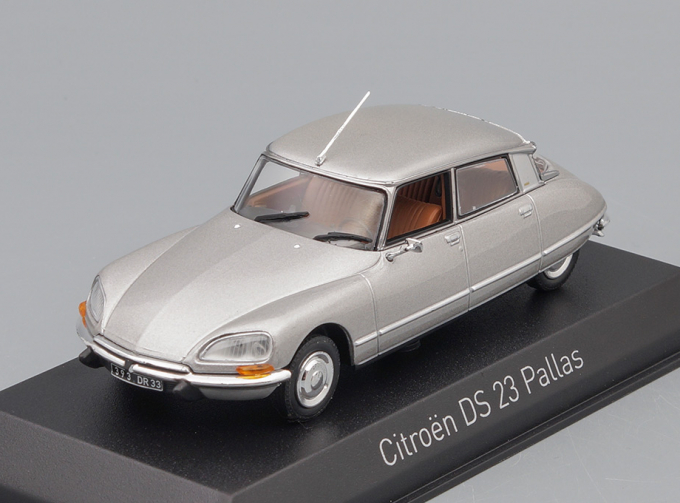 CITROEN DS23 Pallas 1974 Pearl Grey