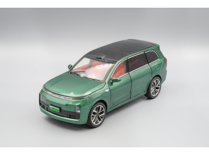 Li Auto L9 SUV зелёный, 21 см