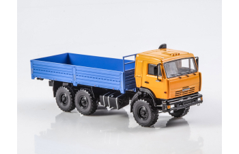 Камский грузовик 43118 бортовой с тентом, оранжевый / синий