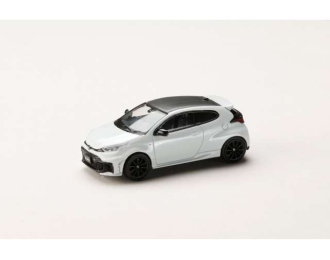 Toyota GR YARIS RZ High performance 2024, platinum white pearl mica
