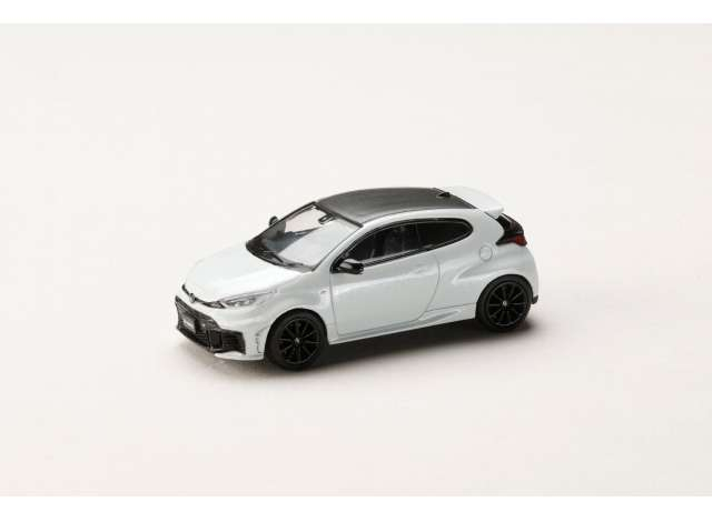 Toyota GR YARIS RZ High performance 2024, platinum white pearl mica