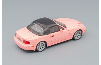 MAZDA MX-5, rose