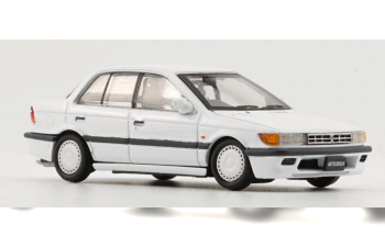 MITSUBISHI Lancer GTI (1988), белый (праворульный)