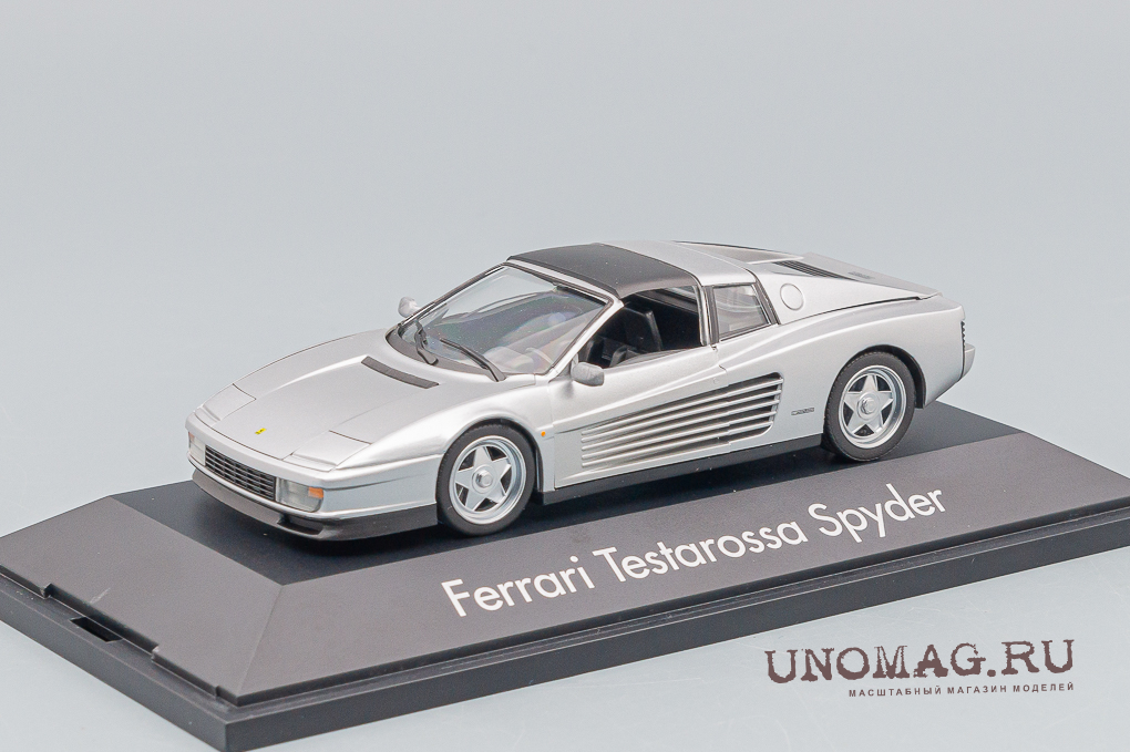 FERRARI Testarossa Spyder, silver