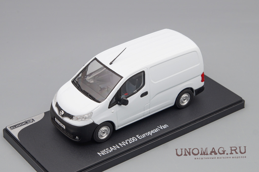 NISSAN NV 200 European Van, white