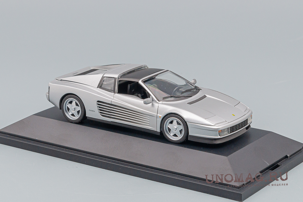 FERRARI Testarossa Spyder, silver