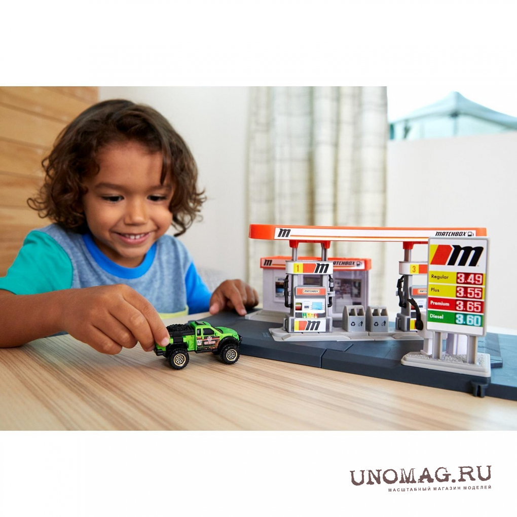 Игровой набор Matchbox Fuel Station